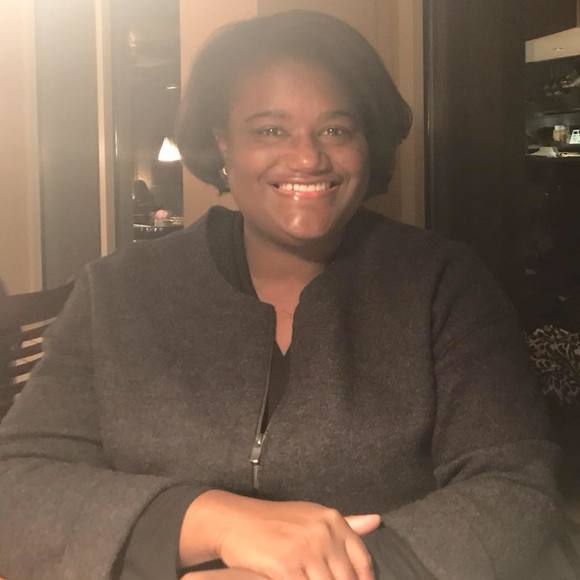 Meet your Posher, Bisola - Picture 1 of 1